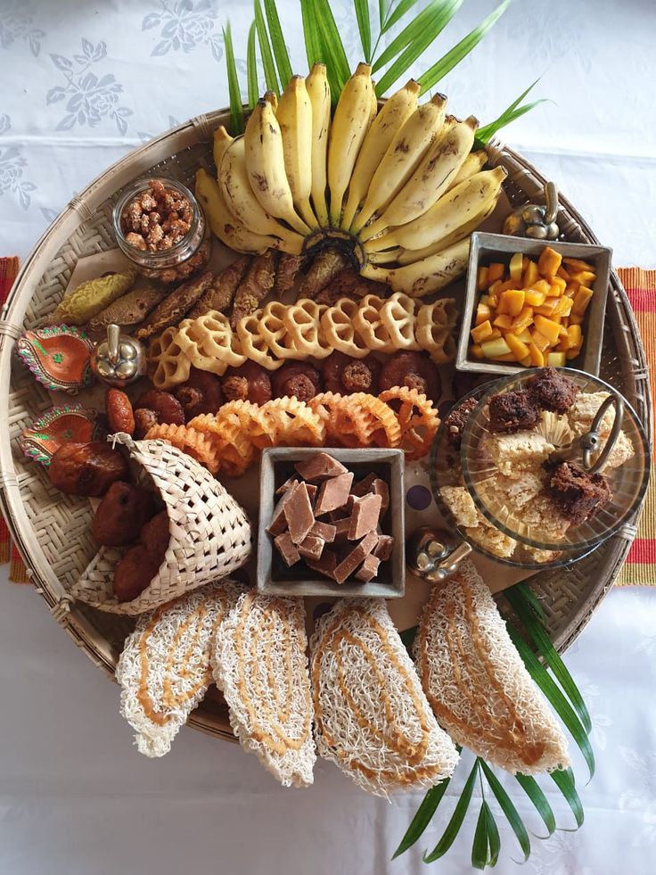 Kavili Hamper by Platter Parties