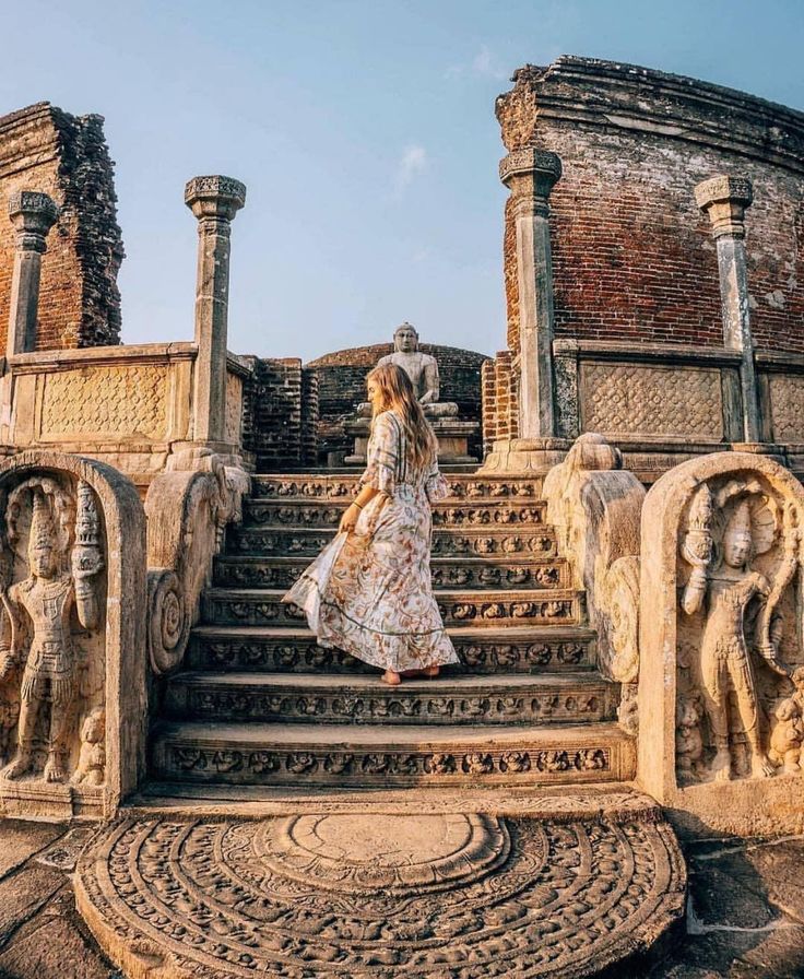 Polonnaruwa Vatadage - The Wonder of Architecture (1)
